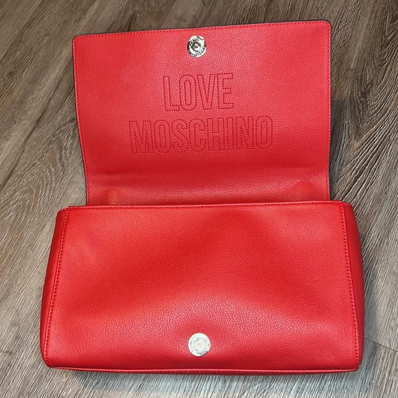 LOVE MOSCHINO Shoulder bag in red with gold chain strap - Picture 4 of 7